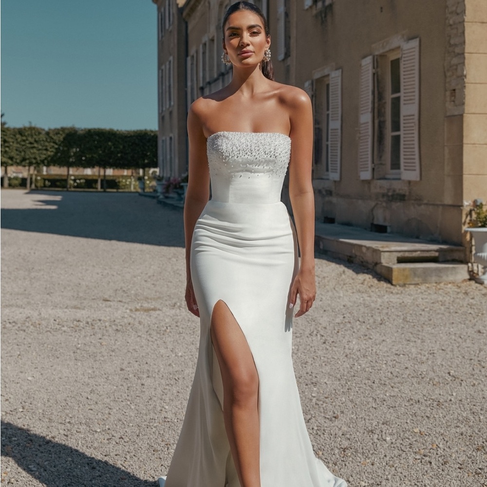 Strapless Beaded Designer Wedding Dress size 4